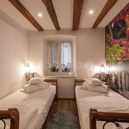 Apartment Old Town Jadre *